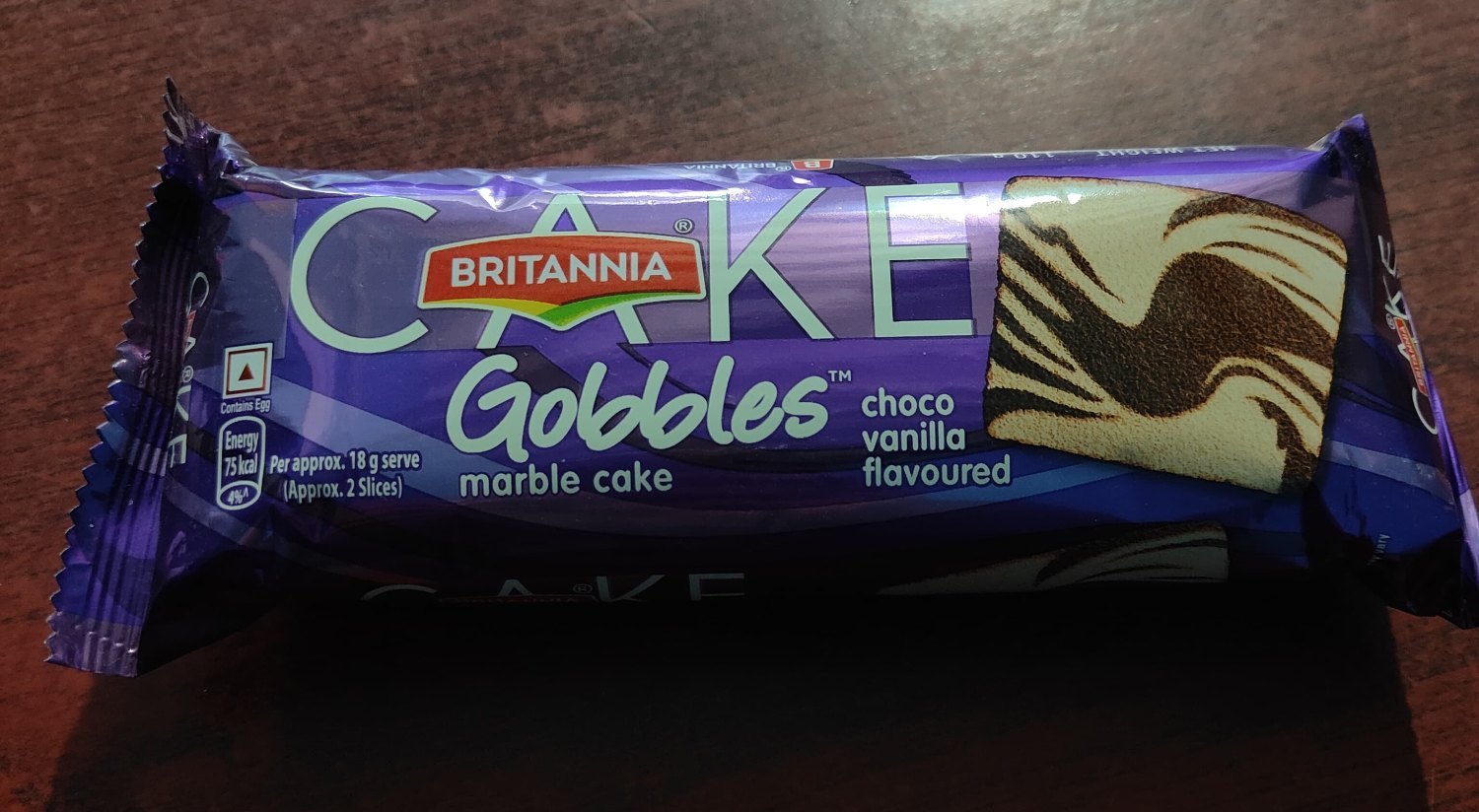 BRITANNIA CAKE VANILLA CHOCO 10/