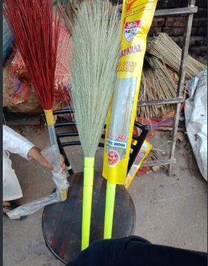 GALA PLASTIC BROOM